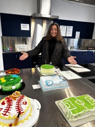 Beauy Bake Off Winners & Suuport for Holly & Bianca